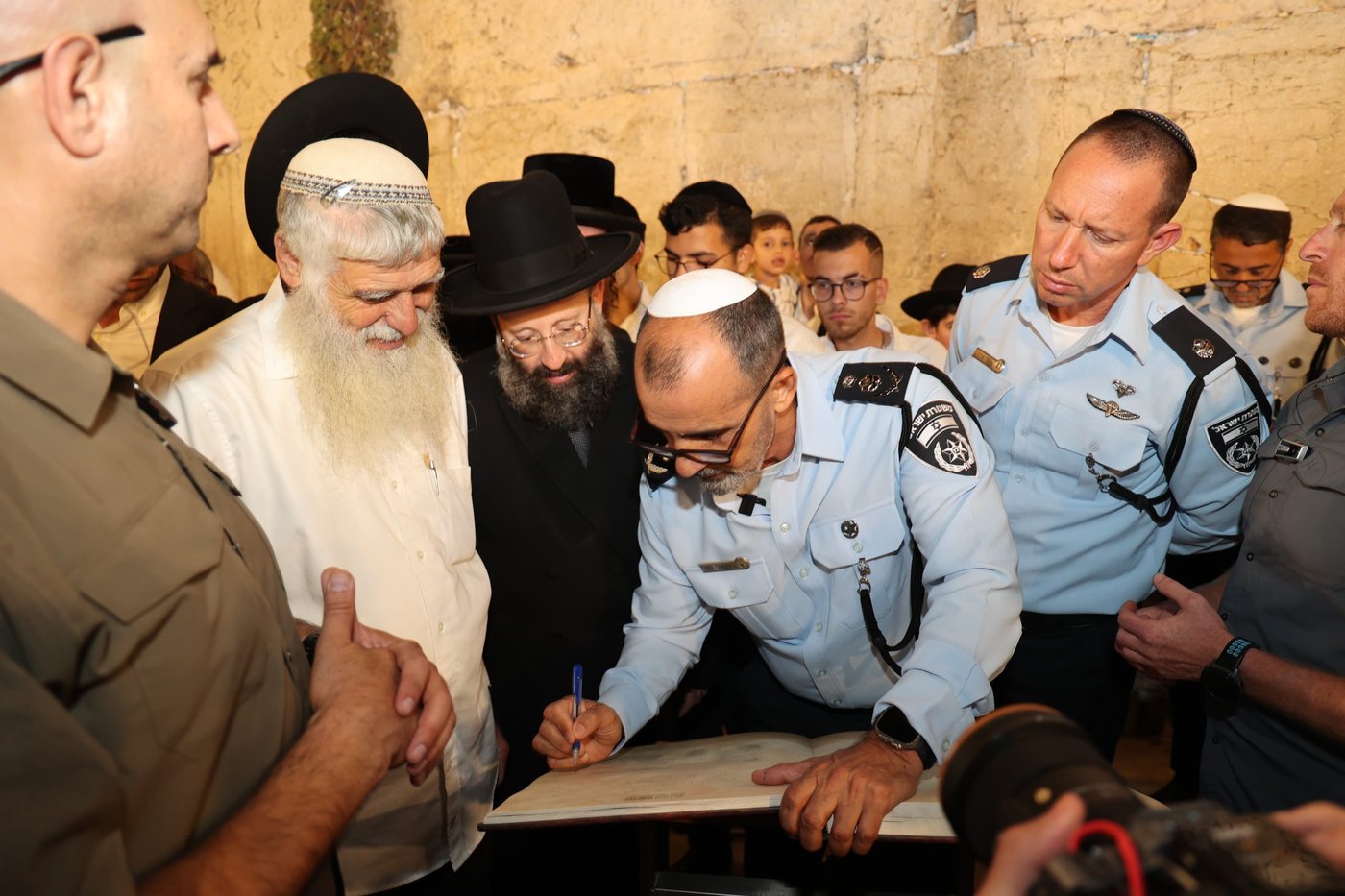 התחנה הראשונה של המפכ"ל החדש: הכותל המערבי