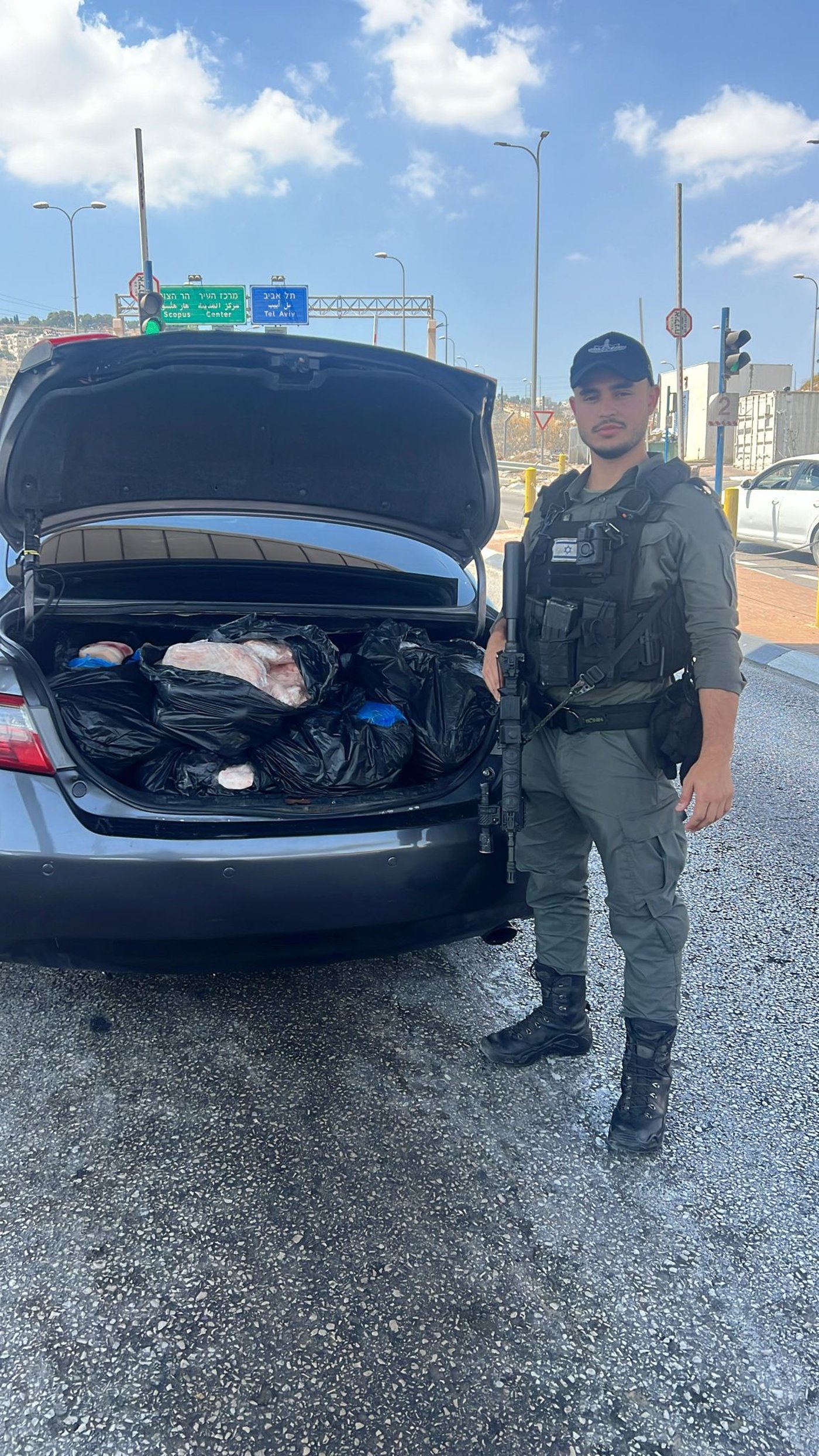 הולם עם הבשר שנתפס