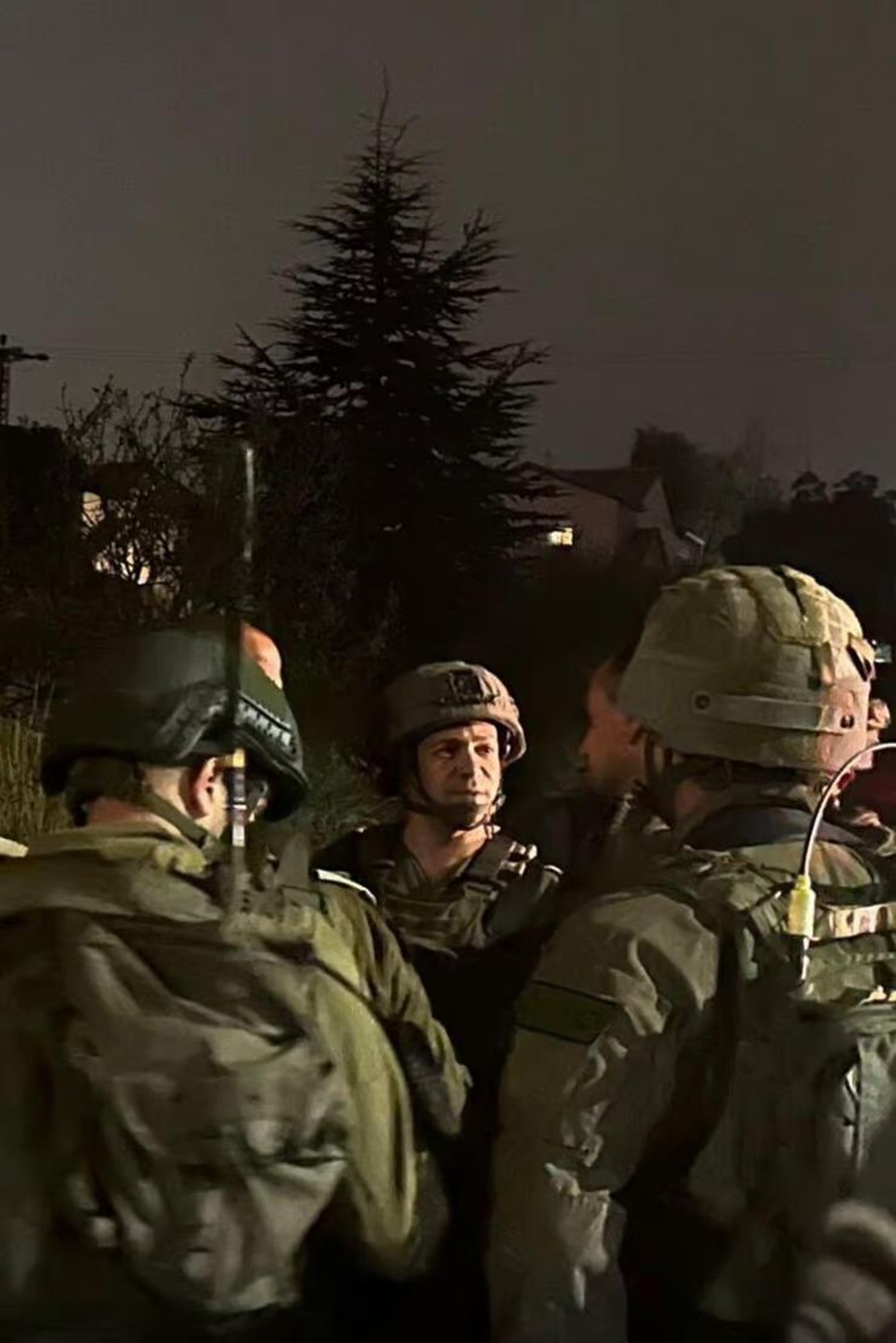 מח"ט עציון אל"מ גל ריץ' בשטח לאחר ניסיון הפיגוע