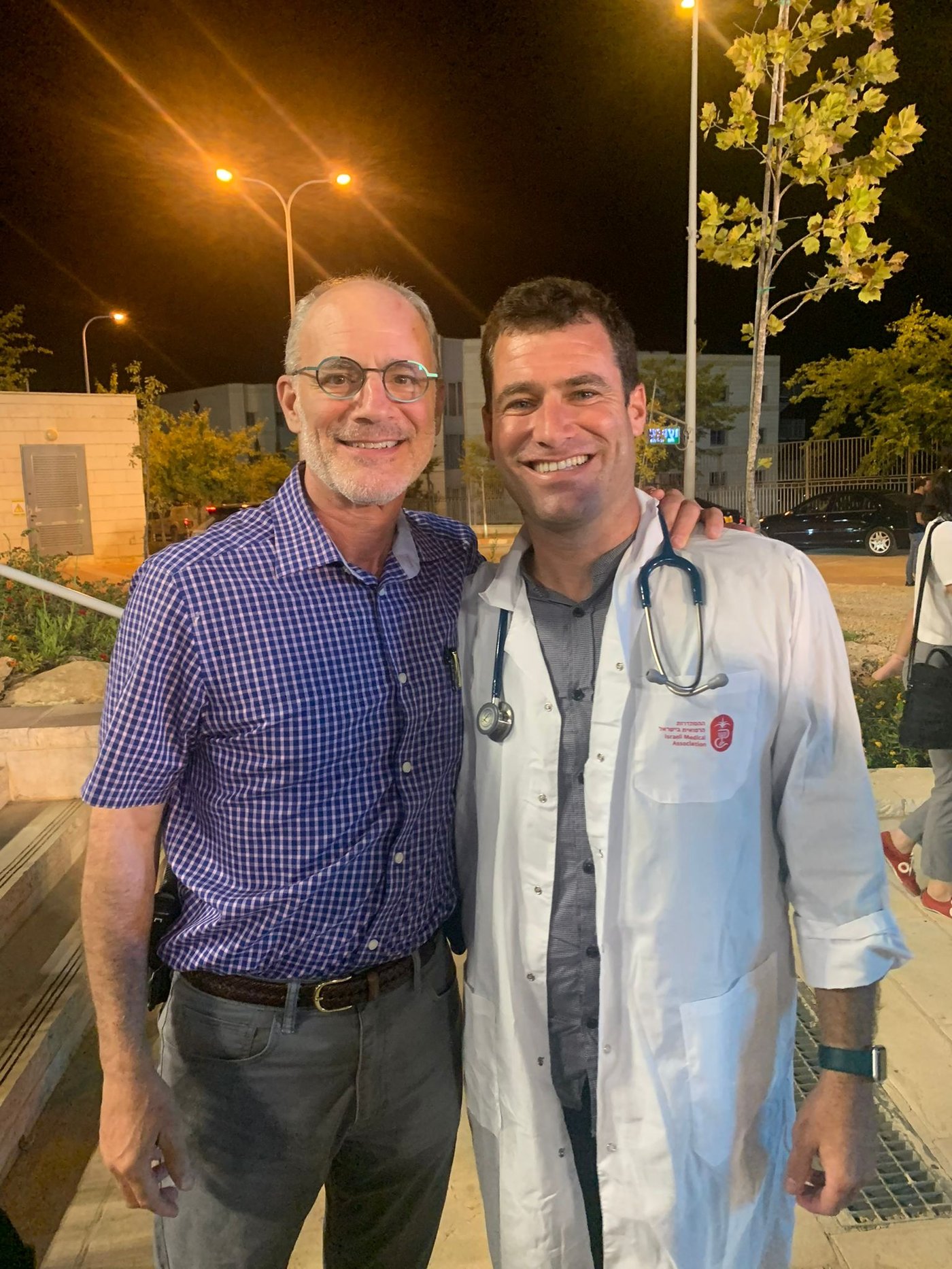 יחיאל לייטר עם בנו משה הי"ד