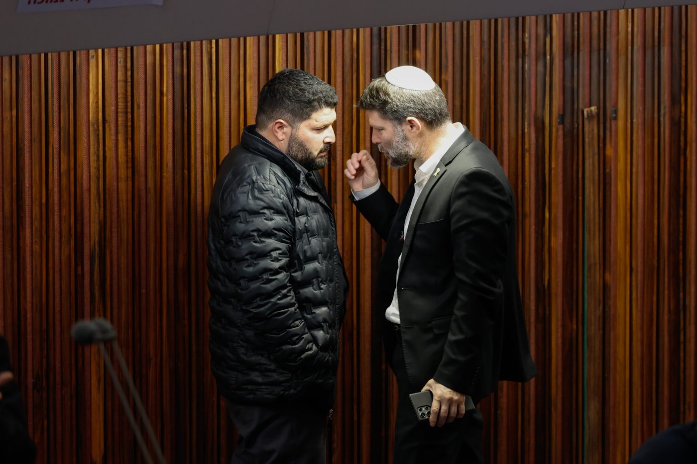 סמוטריץ' ואלמוג כהן במליאה היום