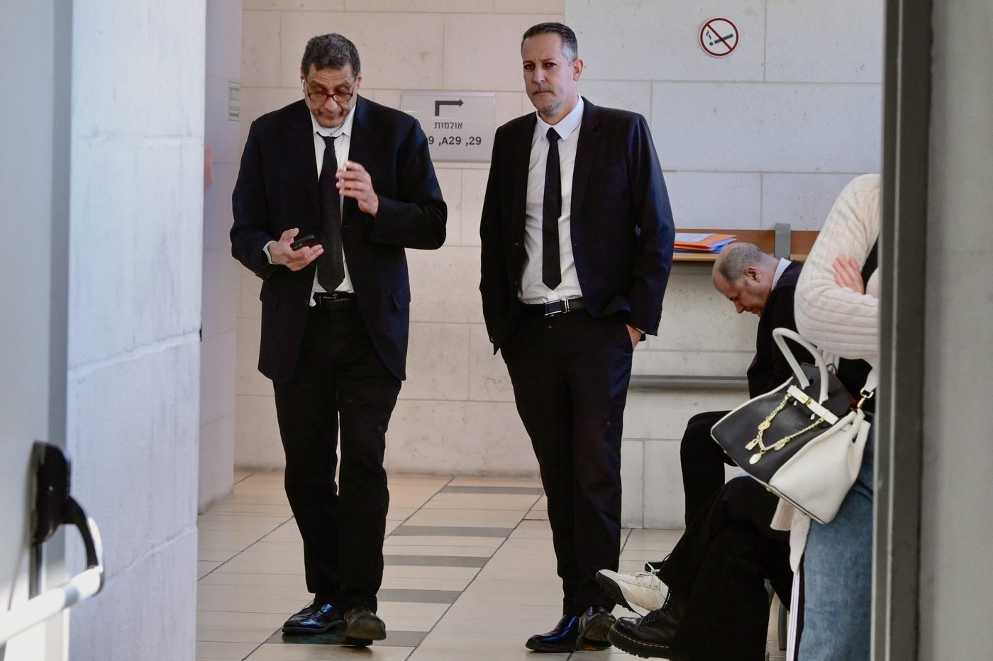 (עורך דין שלומי מלכה המייצג את מור.