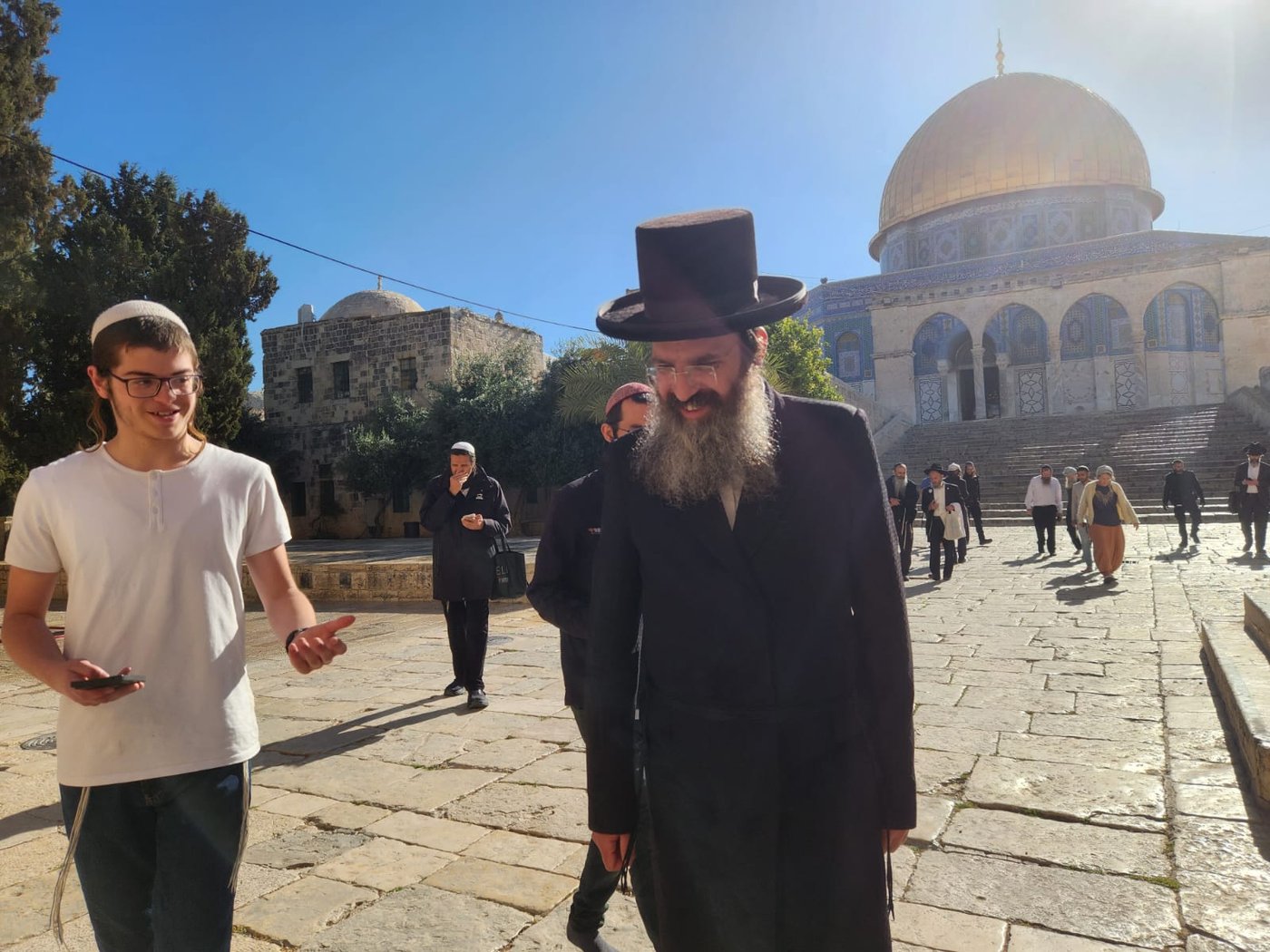 מרגש: חתן חידון התנ"ך עלה להר הבית להודות על זכייתו