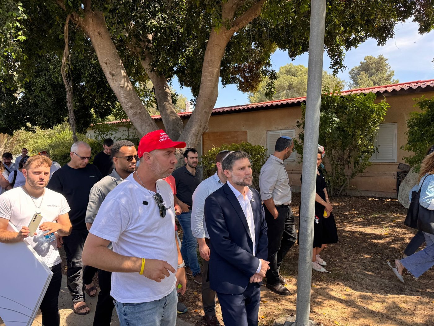 סמוטריץ' בנחל עוז. קרדיט: דוברות