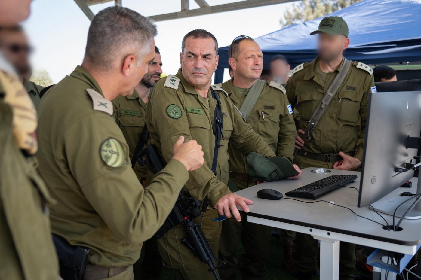 הרמטכ"ל בביקור בזרוע היבשה היום.