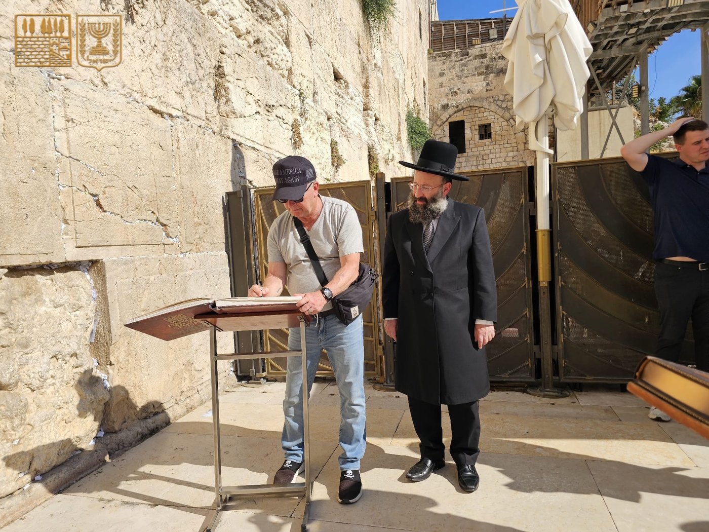 וויטקוף בכותל: "מתפלל עבור החטופים ולסיומה של המלחמה"