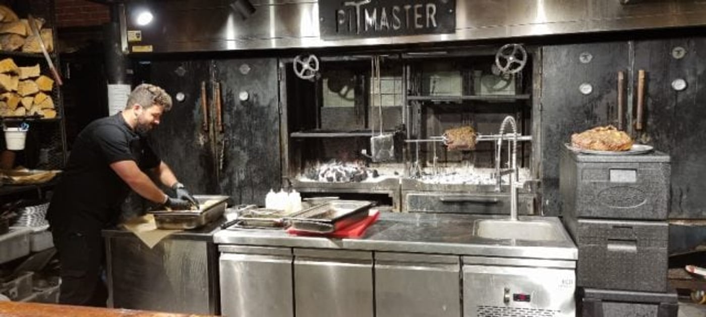 PITMASTER.