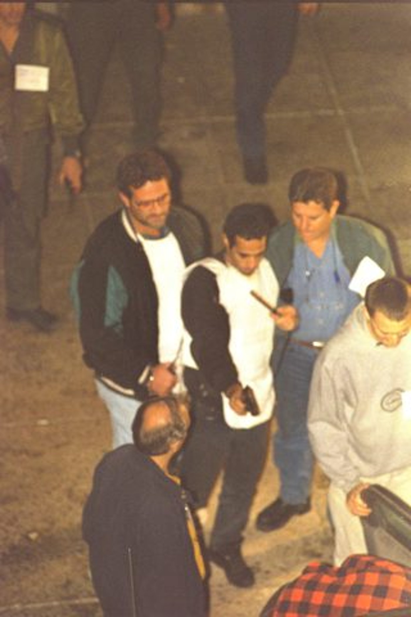יגאל עמיר משחזר את רצח רבין (נתי הרניק, לע"ם)