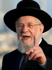 הרב לאו לחולדאי: חזור בך; יעל דיין: האוטובוסים ייסעו בשבתות
