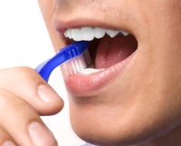 אתם מברישים שיניים או מצחצחים? קבלו טיפים