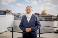 הרב שלמה אבינר: אסור לשמוח; נהרגו אנשים כשרים