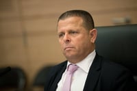 עובר לתקשורת: הג'וב החדש של איתן כבל
