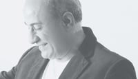 מודה לה' על הנס: איציק קלה משיק סינגל חדש• צפו
