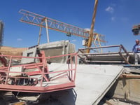 פועל בן 20 נהרג בתאונת עבודה במישור אדומים