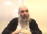 מה זה משנה אם הרב אריאל יקבל את הפרס או לא יקבל?