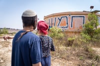 יבטל את הפינוי? גנץ ביקר במקום הפיגוע בחומש