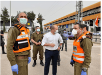 בנט ידחוף לפתוח כמעט 100% מהעסקים בישראל