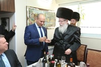 דיווח: ליצמן יעבור למשרד השיכון; בנט מועמד להחליפו