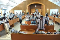 בניגוד לישיבות החרדיות: אין צפי חזרה של ישיבות ההסדר