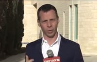 עמית סגל לא מסתיר את דעתו על הדיון בבג"צ. צפו