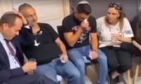 מרגש: משה פרץ בניחום האבלים לעמית בן יגאל הי"ד