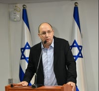 ניסנקורן לפרקליטי המדינה: מעתה אהיה החומה שלכם