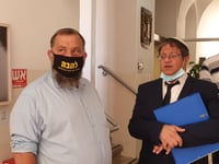 נפתח משפטו של בנצי גופשטיין: "רודפים אותנו"