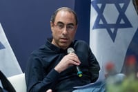 קלמן משיב אש לעיתונאי הימין: 'גידולי פרא שרלטנים'