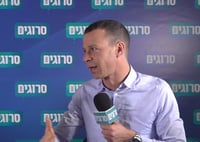 עמית סגל. צילום סרוגים