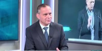 בעקבות הסגר: שר מכחול לבן שוקל להתפטר