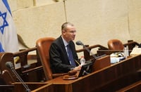 יו"ר הכנסת, יריב לוין. האם צריך למסור לו את כתב האישום המתוקן בטרם הגשת בקשת החסינות?