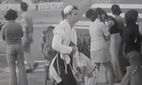 "אכן זה אני": הסרוג שמופיע בפתיח של 'שעת נעילה'