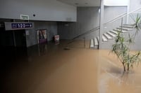 תחנת הרכבת הרצליה הוצפה; הרכבות לא יעצרו