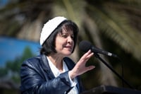 חרדים תקפו את ראש העיר בית שמש עליזה בלוך