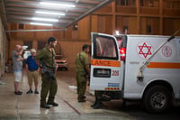 לוחם צה"ל נפצע קשה מירי בראשו