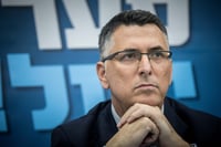 סקר דרמטי: לפיד מזנק; סער מתרסק לחד ספרתי