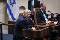 "מבקש סליחה" | למה לפיד ויתר על הנאום בטקס?