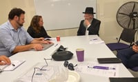 הרב אליהו: חובה לעשות שיימינג לאדם שפגע מינית