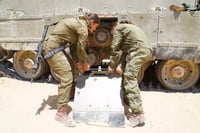 ההחלטה האחרונה של כוכבי: לגייס בנות לשריון