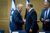 בנט ולפיד, ארכיון