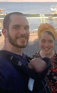 שירה איש-רן: "מתחבטים בין הכאב והצער להודיה ולניסים"