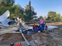 כוחות הביטחון הרסו מבנים בישוב חומש