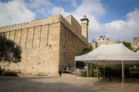 ועדת חו"ב תבדוק מה מעכב את הנגשת מערת המכפלה