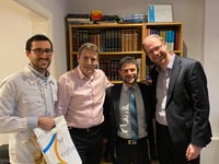 סמוטריץ' לנציגי בני עקיבא באנגליה: "עבודת קודש"