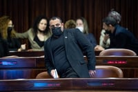 קארה: ביקשתי מסילמן ושיקלי שיציגו לי ממשלה חלופית