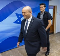 שלושת המועמדים להחליף את טל גן צבי בלשכת בנט