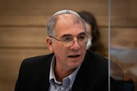 "שקד צריכה את הבית היהודי, יועז לא שם". ניר אורבך