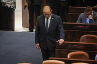 המגמה ברורה: הקואליציה בצניחה חופשית