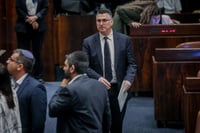 סער במליאה