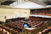 עבר בהסכמה נרחבת: חוק שלילת אזרחות למחבלים
